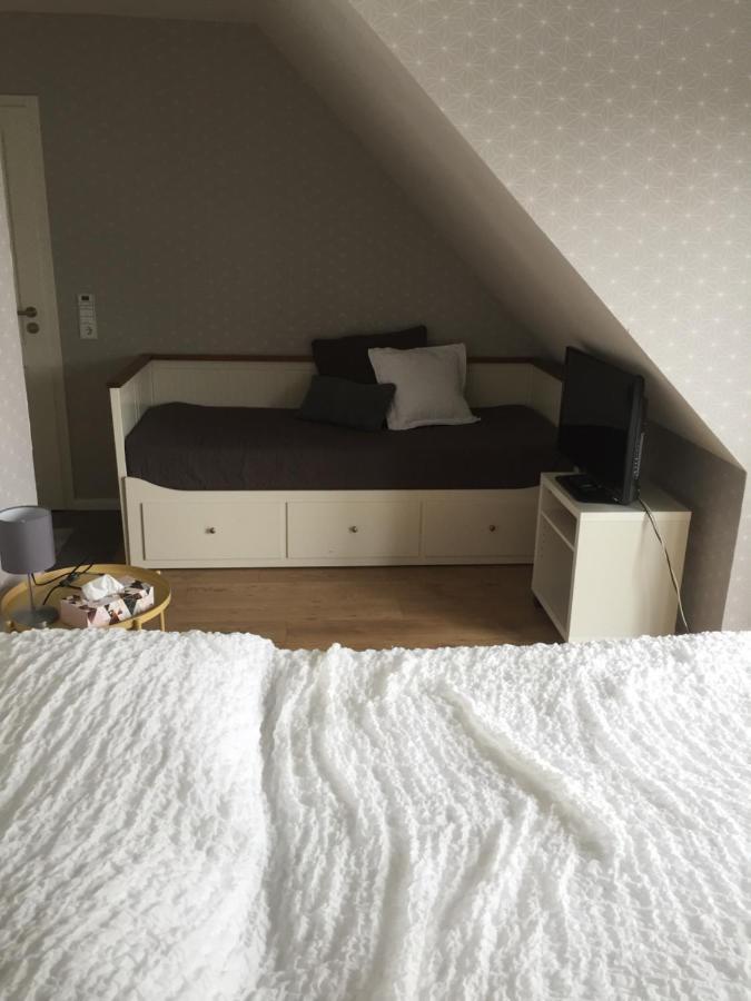 Familienfreundliche Ferienwohnung Am See Sömmerda Buitenkant foto